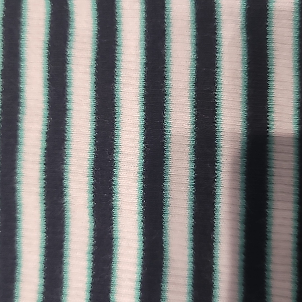 Levis Striped Turtleneck - Picture 4 of 4